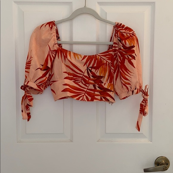 🌺Cute Tops Bundle🌺 - Picture 5 of 6